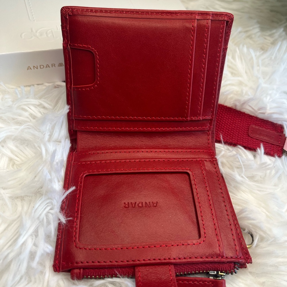 Andar Lo Leather Compact Wallet in Red - Picture 6 of 13
